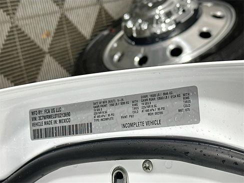 New 2026 RAM 5500 Tradesman w/ Chrome Appearance Group image 18