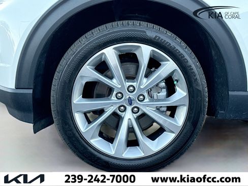 Used 2022 Ford Explorer Platinum w/ Technology Package image 42