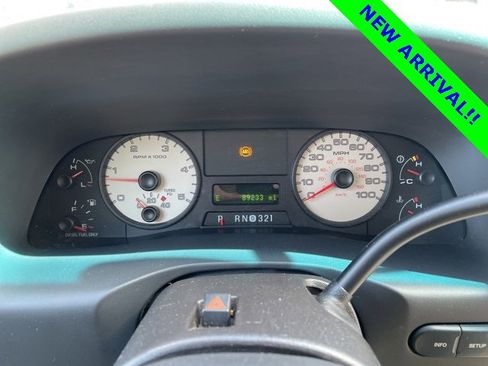 Used 2005 Ford F350 Lariat image 12