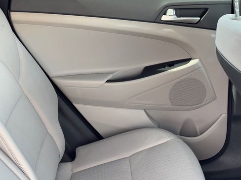 Used 2019 Hyundai Tucson SEL image 11