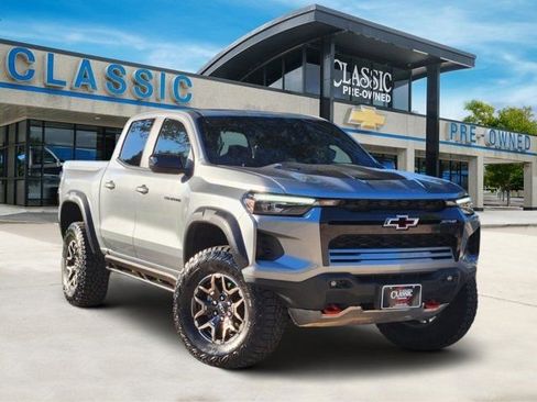 Used 2026 Chevrolet Colorado ZR2 image 2