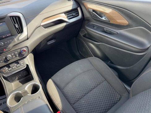 Used 2021 GMC Terrain SLE w/ Driver Convenience Package image 15