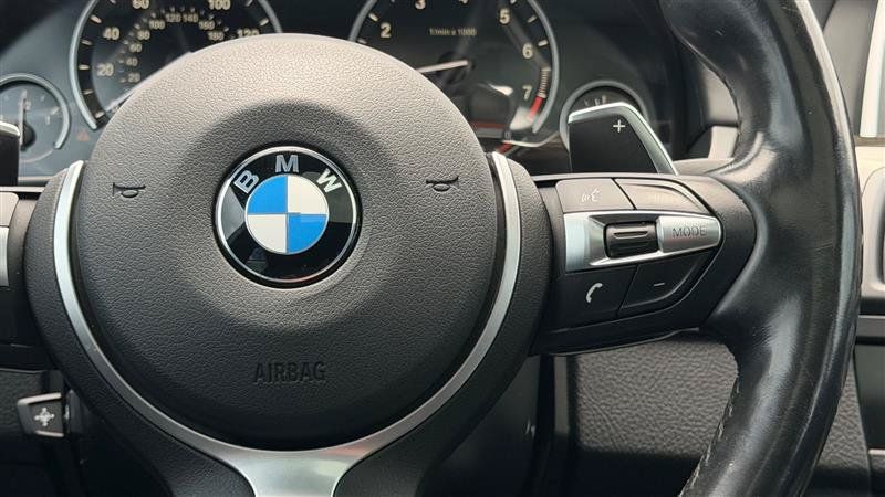 Used 2016 BMW 550i xDrive Sedan AWD/4WD image 34