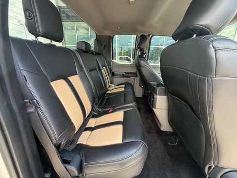 Used 2017 Ford F150 XL w/ Equipment Group 101A Mid AWD/4WD image 16