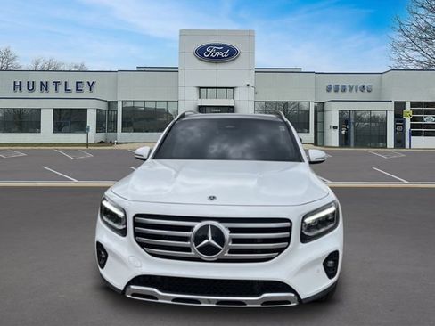 Used 2025 Mercedes-Benz GLB 250 4MATIC image 2