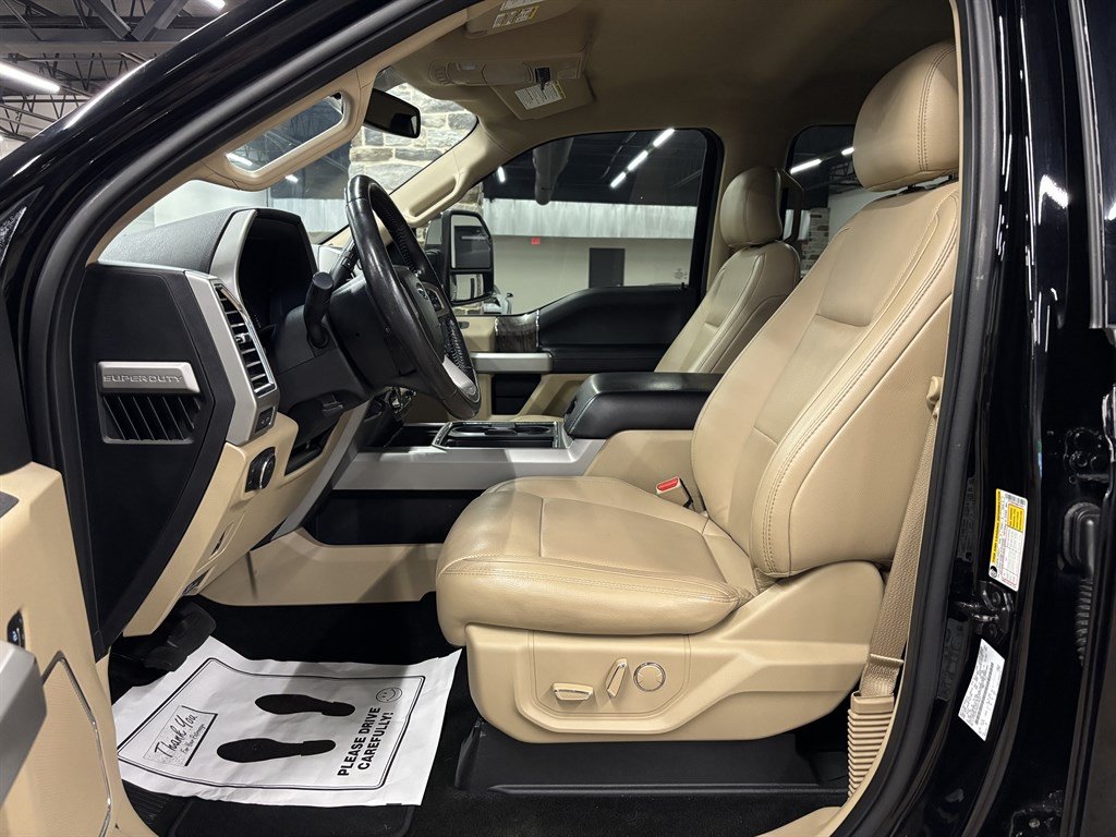 Used 2017 Ford F250 Lariat w/ Chrome Package AWD/4WD image 26