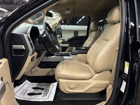 Used 2017 Ford F250 Lariat w/ Chrome Package AWD/4WD image 26