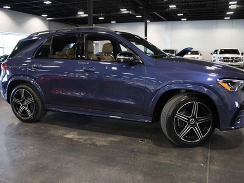 Used 2024 Mercedes-Benz GLE 350 4MATIC image 8