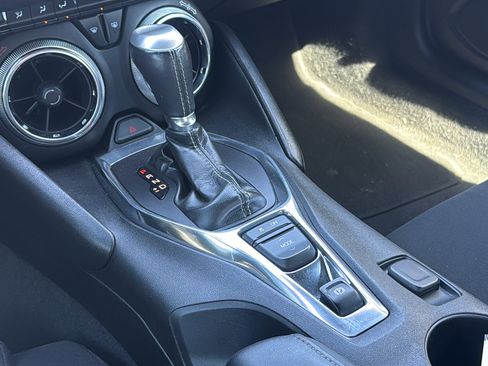 Used 2019 Chevrolet Camaro LT image 23