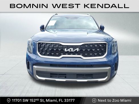 Used 2023 Kia Telluride EX X-Line image 2