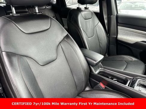 Used 2023 Jeep Compass Latitude AWD/4WD image 11
