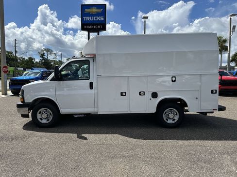 New 2025 Chevrolet Express 3500 w/ Power Convenience Package RWD image 13