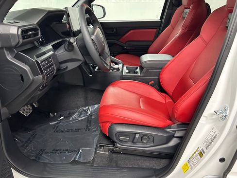 Used 2025 Toyota Tacoma TRD Pro w/ Tow Tech Package image 11