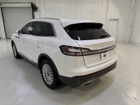 Used 2019 Lincoln Nautilus FWD image 3
