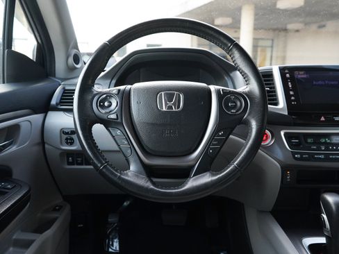 Used 2018 Honda Ridgeline RTL-T image 9