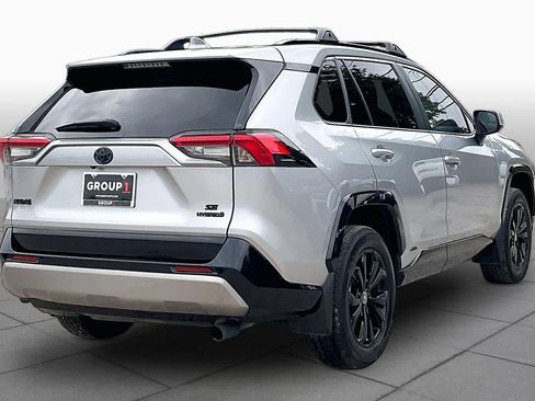 Used 2024 Toyota RAV4 SE w/ Convenience Package AWD/4WD image 13