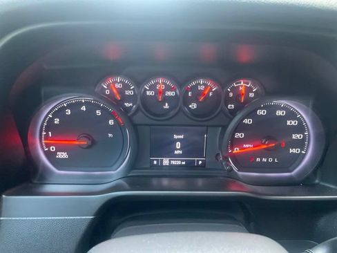 Used 2020 Chevrolet Silverado 1500 Custom Trail Boss w/ Custom Convenience Package AWD/4WD image 13