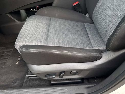 Certified 2023 Nissan Rogue SV image 19