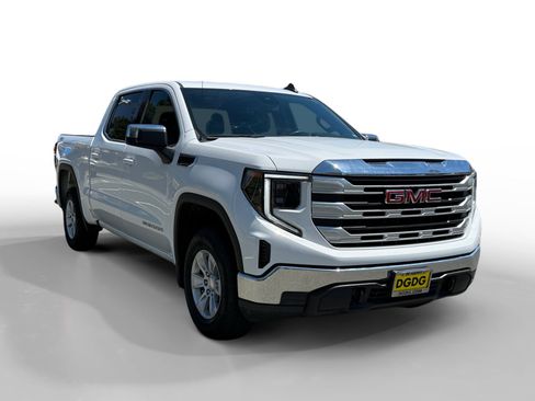 Used 2024 GMC Sierra 1500 SLE AWD/4WD image 7