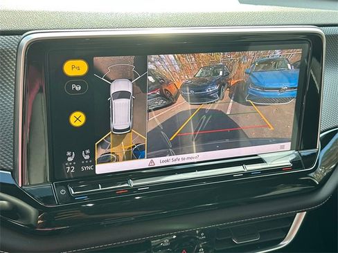 New 2026 Volkswagen Atlas Cross Sport SEL Premium R-Line image 31