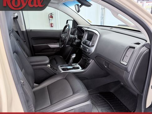 Used 2022 Chevrolet Colorado ZR2 AWD/4WD image 15