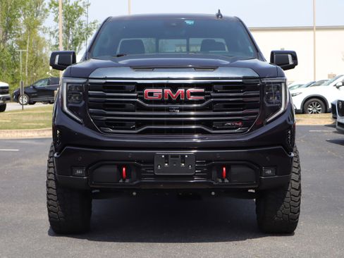 Used 2024 GMC Sierra 1500 AT4 w/ Technology Package AWD/4WD image 37
