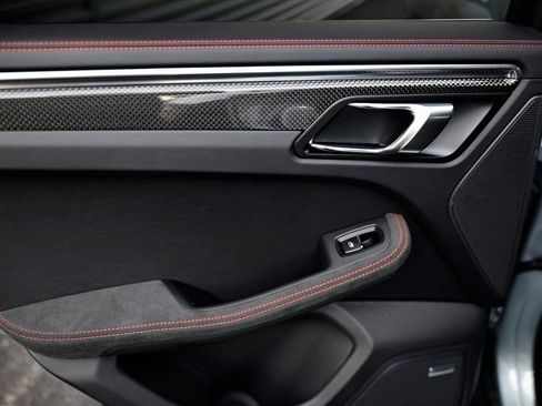 New 2026 Porsche Macan GTS AWD/4WD image 25