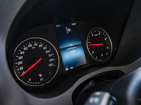 Used 2022 Mercedes-Benz Sprinter 2500 image 26