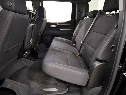 Used 2022 GMC Sierra 1500 SLE w/ X31 Off-Road Package AWD/4WD image 14