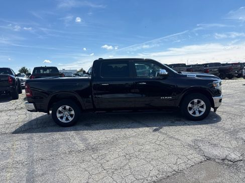 Used 2021 RAM 1500 Laramie AWD/4WD image 5