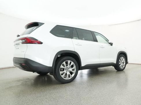 New 2026 Toyota Grand Highlander Limited image 60