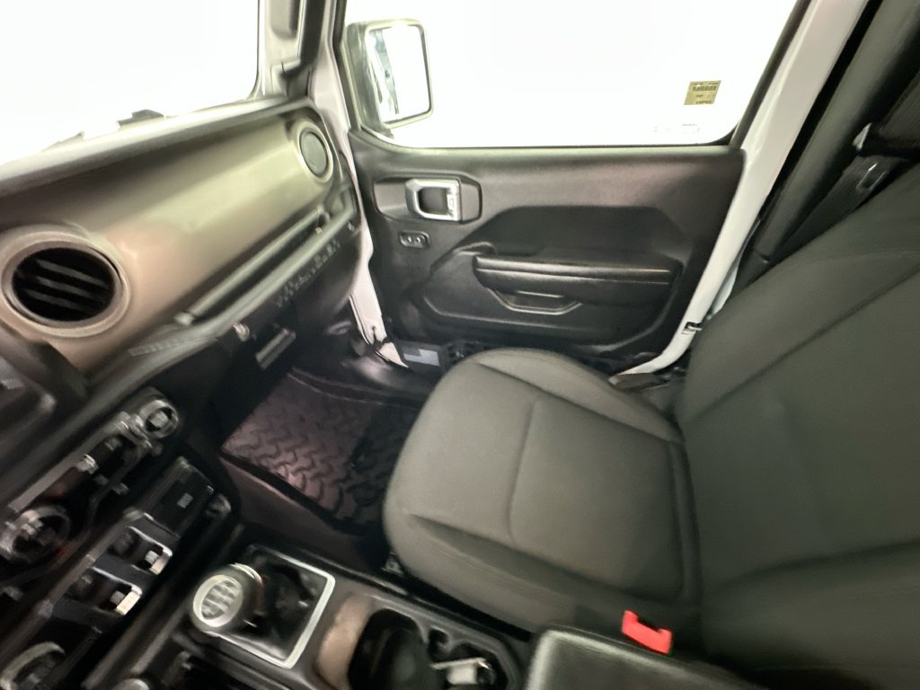 Used 2021 Jeep Wrangler Sport AWD/4WD image 11