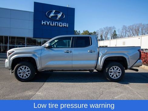 Used 2024 Toyota Tacoma SR5 image 5
