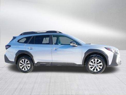 Certified 2024 Subaru Outback Premium image 8