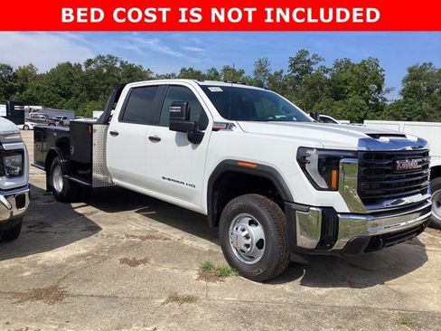 New 2025 GMC Sierra 3500 Pro w/ Convenience Package image 4