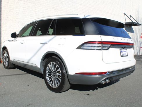 Used 2020 Lincoln Aviator Reserve w/ Equipment Group 201A image 7