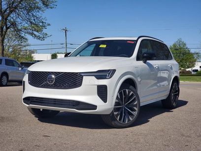 New 2026 Volvo XC90 T8 Ultra w/ Protection Package Premier
