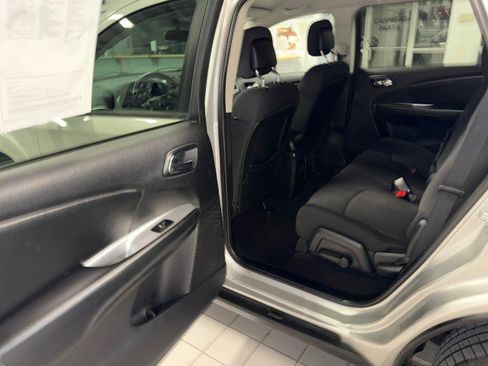 Used 2012 Dodge Journey SXT w/ Popular Equipment Group image 21