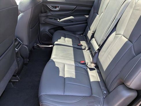 Used 2023 Subaru Ascent Limited w/ Technology Package AWD/4WD image 18