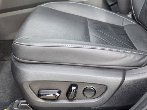 Used 2024 Lexus NX 300h AWD w/ Luxury Package image 31