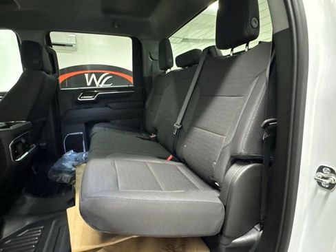 New 2026 GMC Sierra 3500 SLE w/ SLE Convenience Package image 11