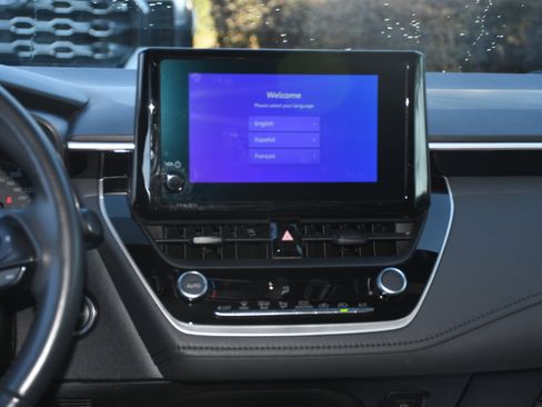 Certified 2025 Toyota Corolla SE image 16