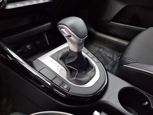 Certified 2023 Kia Forte GT-Line FWD image 18
