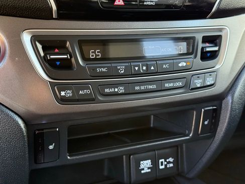 Used 2021 Honda Pilot EX-L image 11