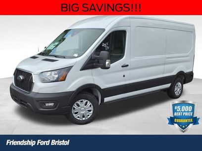 New 2024 Ford Transit 250 148 Medium Roof w/ Exterior Upgrade Package