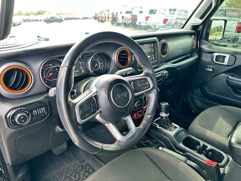 Used 2021 Jeep Gladiator Mojave AWD/4WD image 10