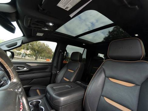 Used 2023 GMC Yukon AT4 w/ Technology Package image 26