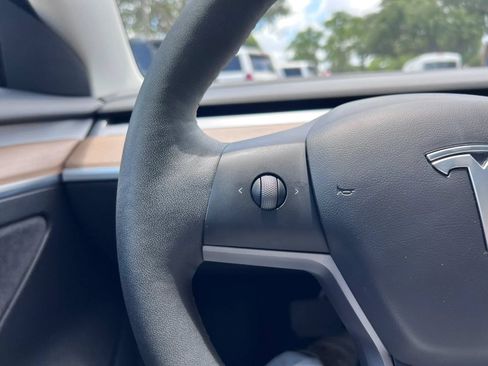 Used 2021 Tesla Model 3 Standard Range Plus RWD image 45