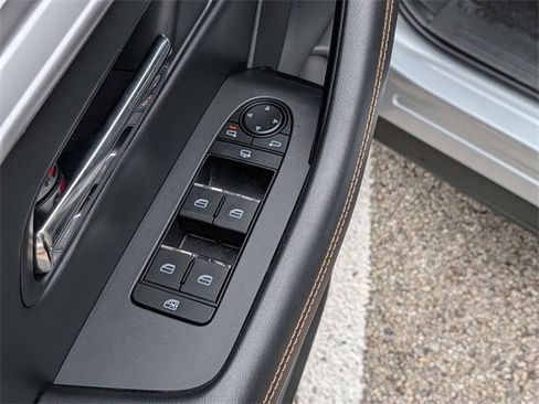 Certified 2024 MAZDA CX-90 Plug-In Hybrid w/ Premium Plus image 11