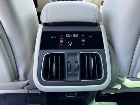 New 2026 Maserati Grecale Modena AWD/4WD image 36